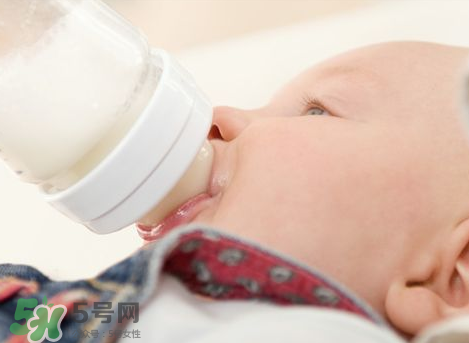 嬰兒吐奶和氙氣有關(guān)系嗎？氙氣會影響嬰兒吐奶嗎？