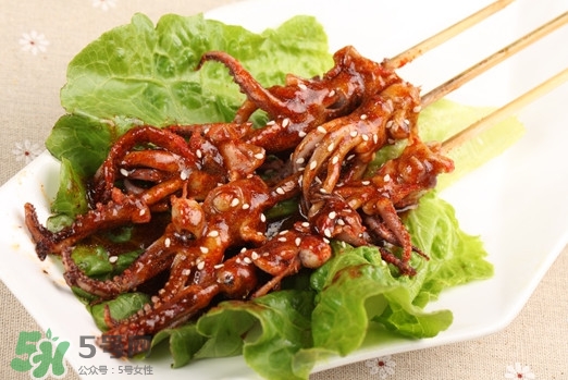鐵板魷魚怎么做好吃？鐵板魷魚使用了什么香料