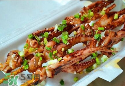 鐵板魷魚有營養(yǎng)嗎？鐵板魷魚對身體有害嗎