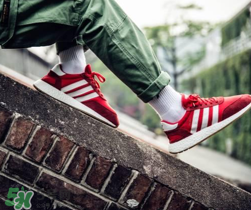 adidas iniki runner怎么樣？阿迪達斯iniki評測