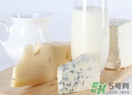 純牛奶什么時(shí)候喝最好？純牛奶哪個(gè)牌子好