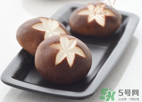 香菇怎么切十字？如何切出漂亮的香菇花兒