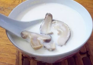 牛奶燉香菇可以治鼻炎嗎？牛奶燉香菇吃了有什么作用？