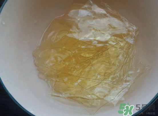 吉利丁片可以做什么？吉利丁片用什么水泡