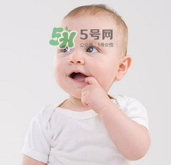 寶寶什么時(shí)候可以吃油？寶寶能吃油嗎？