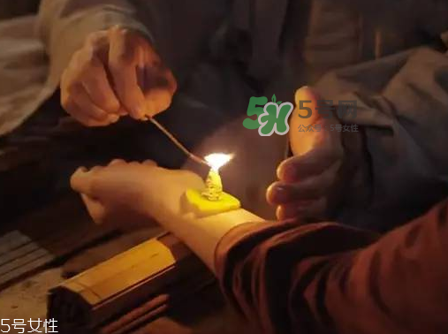 ?三伏天為什么要艾灸？?三伏天為什么要做灸？