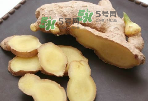 三伏天用什么泡腳最好？三伏天用什么泡腳去濕氣？