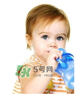 寶寶脫水怎么補水？寶寶脫水怎么辦？