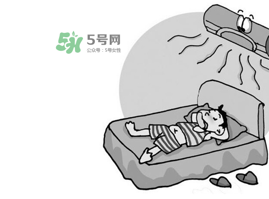 開空調(diào)為什么要放一盆水？開空調(diào)要放一盆水嗎？