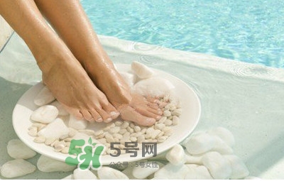 醋泡腳多長時間最好？醋泡腳一次用多少合適
