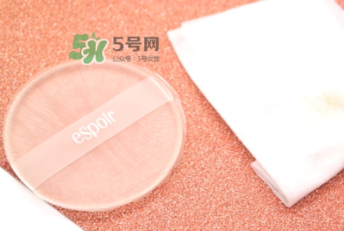 硅膠粉撲可以用散粉嗎？硅膠粉撲可以用干粉嗎？