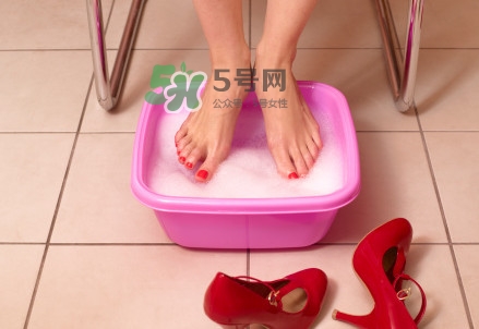 花椒不適合哪些人泡腳？女人用花椒水泡腳好嗎