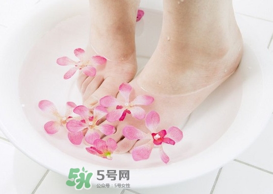 醋泡腳多長時間最好？醋泡腳一次用多少合適