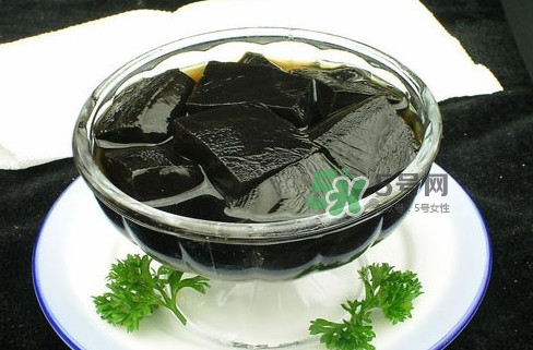 龜苓膏男人能吃嗎？龜苓膏吃多了會怎么樣