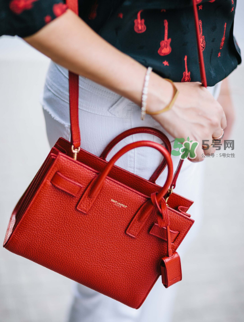 ysl風(fēng)琴包尺寸多大？ysl圣羅蘭風(fēng)琴包尺寸對比