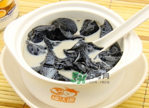 龜苓膏一天吃多少合適？龜苓膏一次吃多少克
