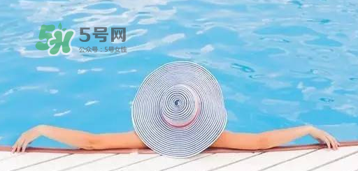 夏天防曬衣什么顏色好？夏天穿什么顏色的防曬衣好？