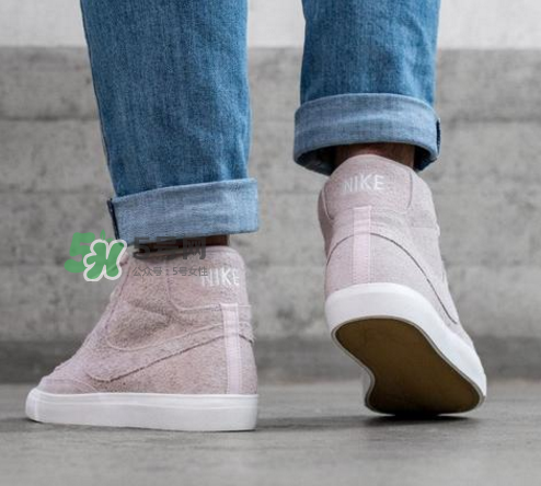 nike blazer mid粉色麂皮多少錢_在哪買？