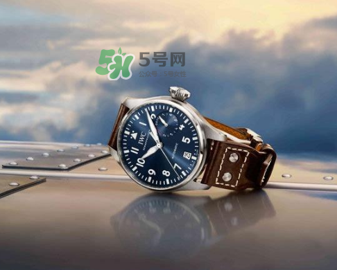 萬(wàn)國(guó)飛行員手表多少錢？萬(wàn)國(guó)飛行員手表價(jià)格