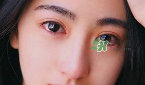 做美瞳線麻藥進眼睛怎么辦？做美瞳線麻藥灼傷眼睛怎么辦？