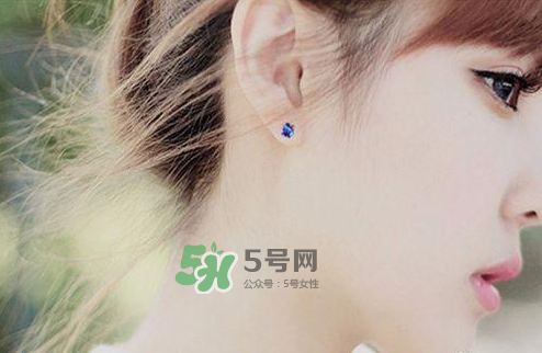 8月份可以打耳洞嗎？八月份可以打耳洞嗎？