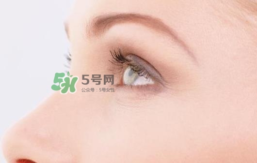 8月份可以割雙眼皮嗎？幾月份割雙眼皮最好？