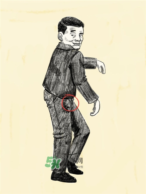 男人在公眾場(chǎng)合勃起如何化解尷尬？
