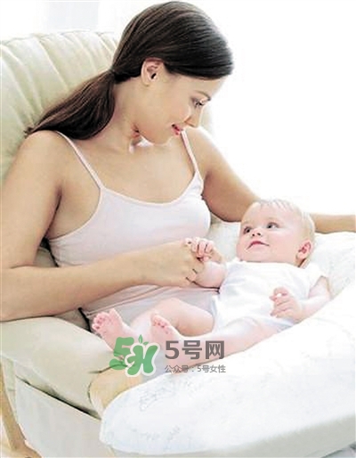 坐月子吃素應該吃什么？吃素坐月子怎么坐？
