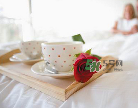 坐月子吃素應該吃什么？吃素坐月子怎么坐？