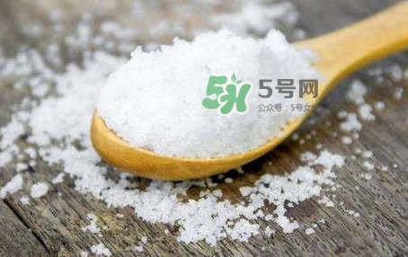 一天吃多少鹽合適？鹽吃多了有什么危害