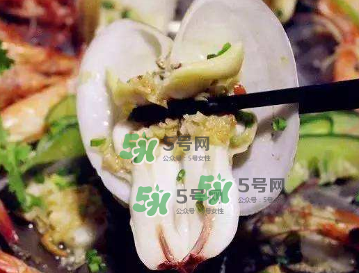 花蛤沒開口能吃嗎？花蛤不張嘴是不是死了？