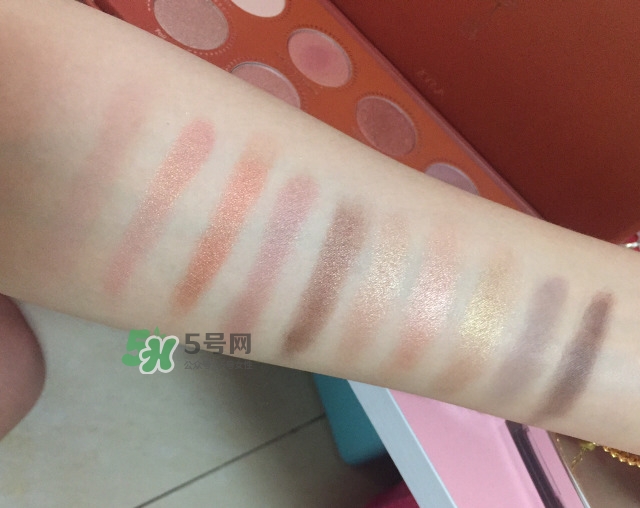 zoeva玫瑰金眼影盤怎么畫？zoeva rose golden畫法教程