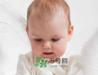 寶寶會尿頻嗎？孩子尿頻尿量少怎么辦？