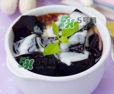 孕婦可以吃仙草凍嗎？仙草凍孕婦能吃嗎
