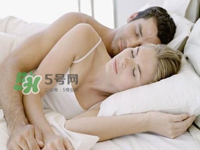 安全套越薄越好嗎？超薄避孕套會破嗎？