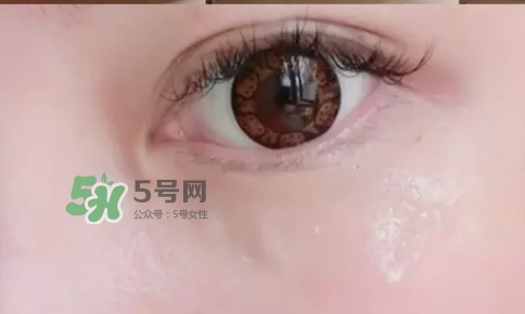 axxzia曉姿眼部精華怎么樣？曉姿眼部精華怎么用