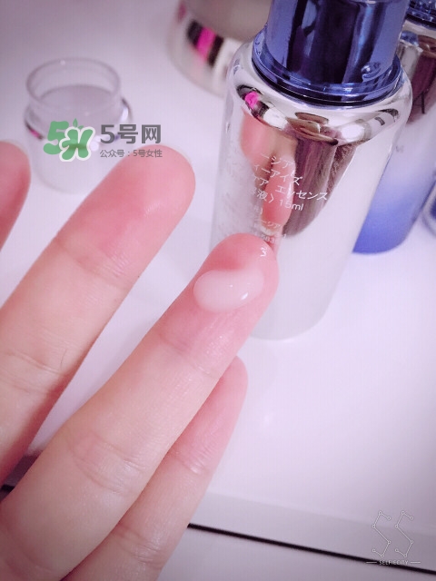 axxzia曉姿眼部精華怎么樣？曉姿眼部精華怎么用