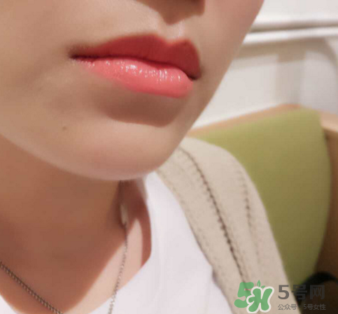 tf白管05是什么顏色？tom ford白管05適合黃皮嗎？