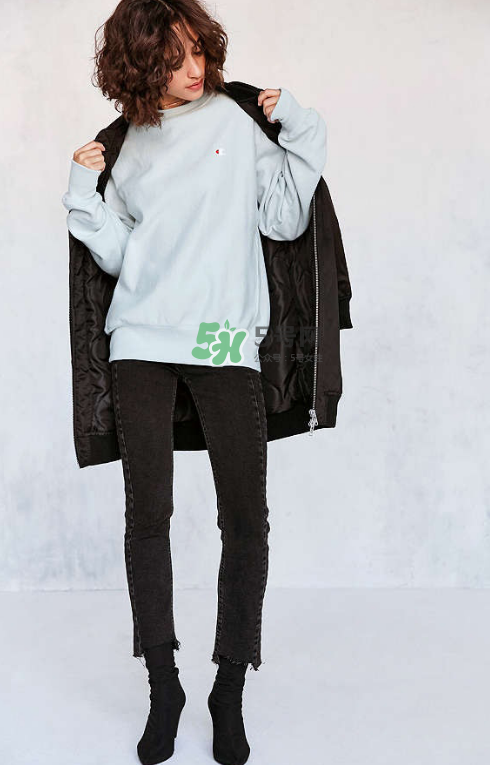 champion reverse weave套頭衫多少錢(qián)？champion糖果衛(wèi)衣價(jià)格