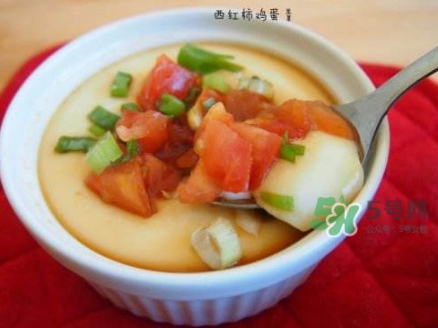 蒸雞蛋是冷水上鍋蒸嗎？蒸雞蛋是用冷水還是熱水？