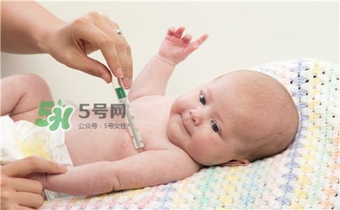 新手爸媽必看，七天教小嬰兒戒夜奶一覺(jué)到天亮