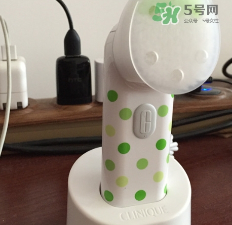 倩碧聲波潔面儀怎么充電？倩碧潔面儀充電燈不亮