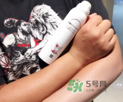 icosme防曬噴霧好用嗎？icosme水光素顏防曬噴霧怎么樣