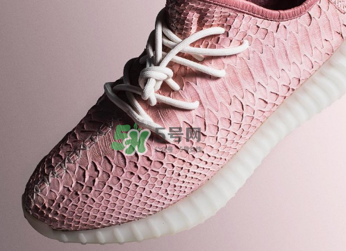 yeezy boost 350 v2蟒蛇皮客制版怎么預(yù)定_在哪預(yù)定？