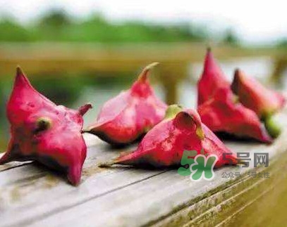 紅菱怎么吃？吃紅菱有什么好處？
