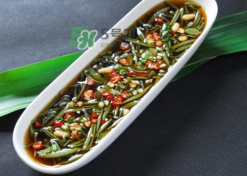 莼菜是發(fā)物嗎？莼菜涼拌要過開水嗎