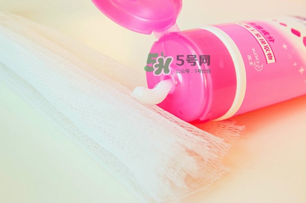 碧柔卸妝潔面乳好用嗎？碧柔卸妝潔面乳怎么用？