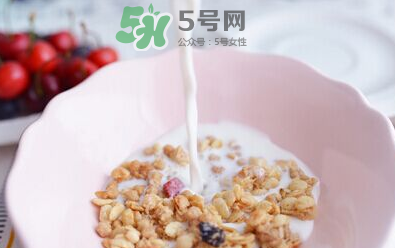 卡樂比梅果牛奶系列麥片好吃嗎？卡樂比梅果牛奶系列價(jià)格