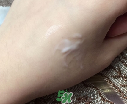 HR赫蓮娜小綠管眼霜怎么用？赫蓮娜小綠管使用方法