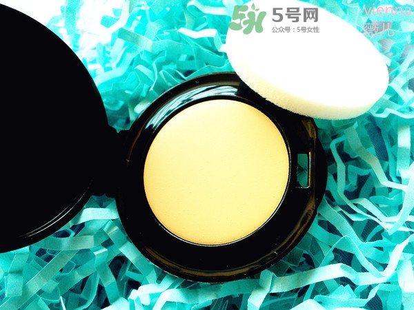 Bobbi Brown芭比波朗粉凝霜怎么樣？芭比波朗無(wú)感持妝粉凝霜好用嗎？